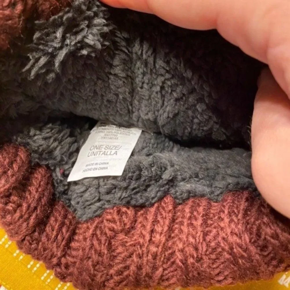 Beanie - Picture 4 of 4